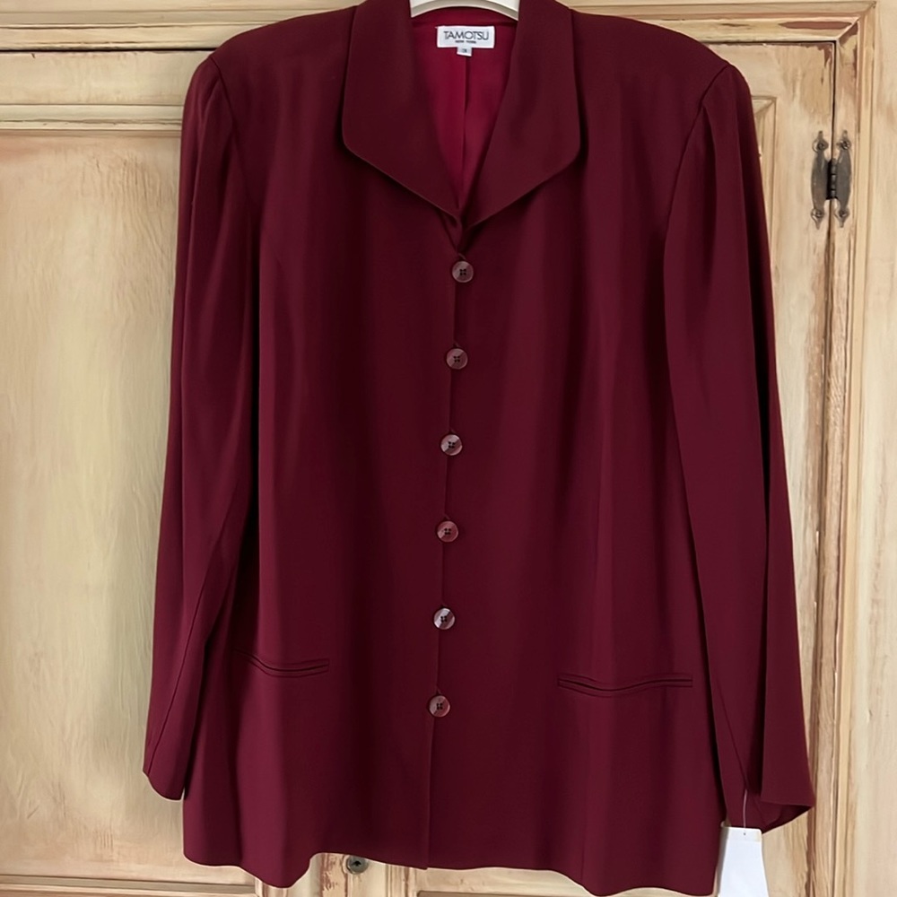 NEW with tags women’s size 3 blazer by Tamotsu from Nordstroms.